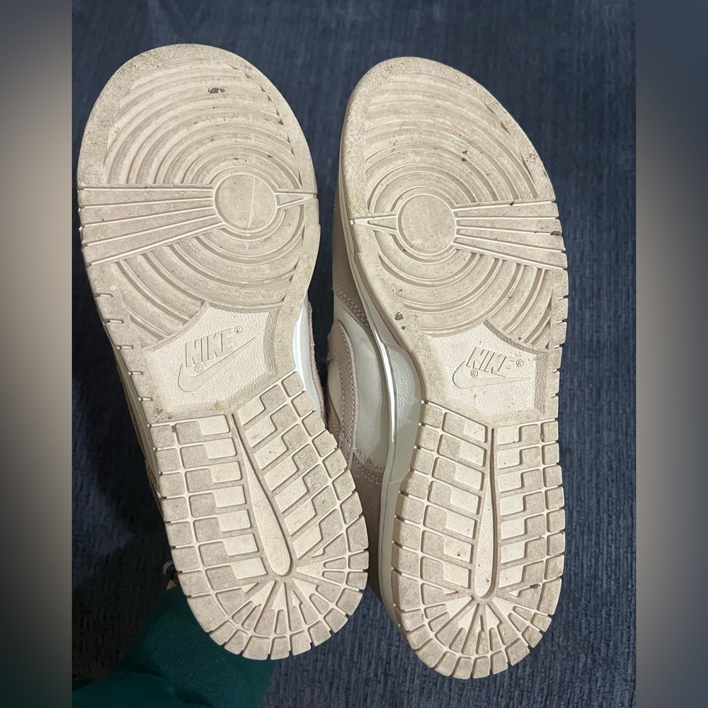 EUC Nike Dunks Size 9 - Picture 5 of 5